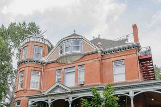The Lumber Baron Inn & Gardens - 9