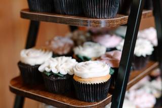 Simply Sweet Cupcakes & Cakes - 5