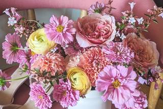Violet Floral Designs of Baltimore, LLC - 23