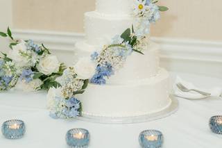 Diane's Patisserie - 14