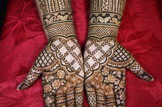 Bhavna's Henna & Arts - 9