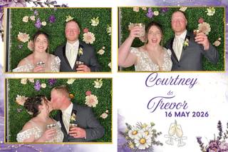 Pretty Handsome Photo Booth Rentals LLC. - 5