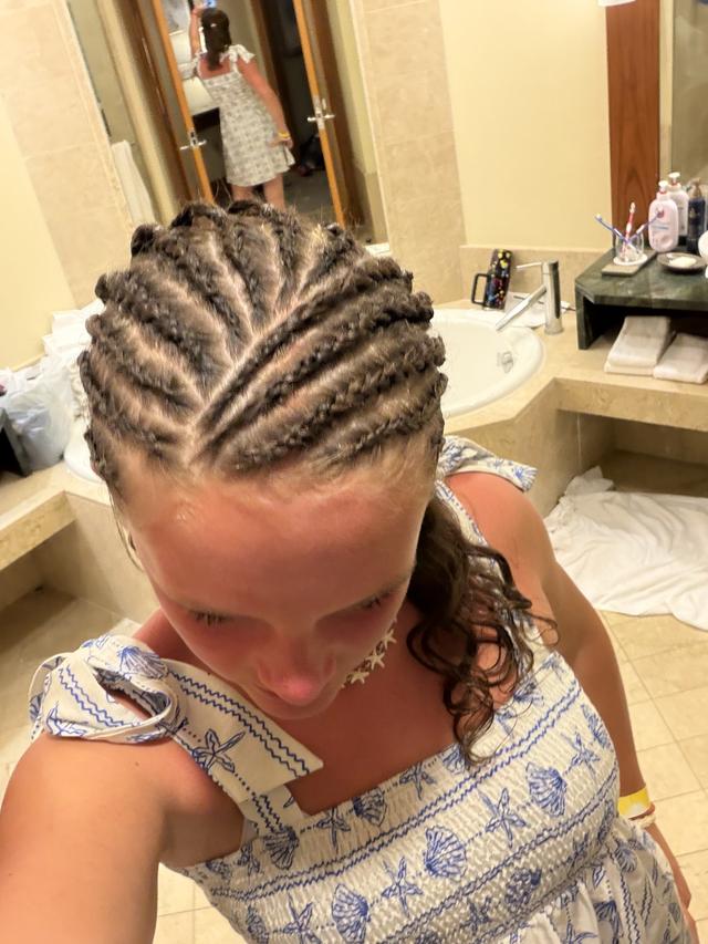 Hair In Paradise Mobile Salon - 4