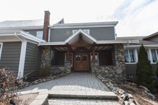 The Crooked Lake House - 59