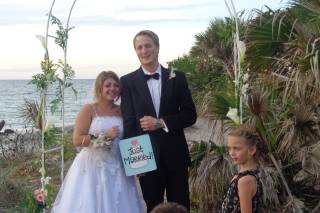 Simple Seaside Ceremonies - 23