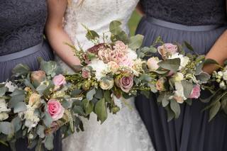 Clare's Corner Floral - 108