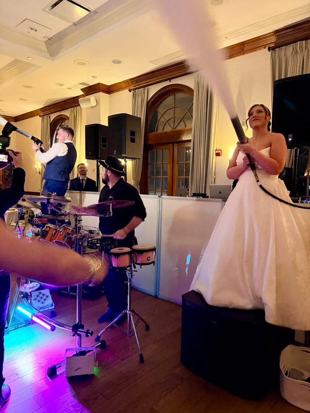 Partytime Entertainment - 2