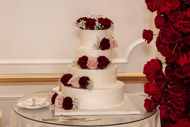Palermo's Custom Cakes & Bakery - 3