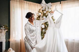 Behind the Bride - 36