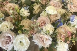 Urban Contessa Florals - 12
