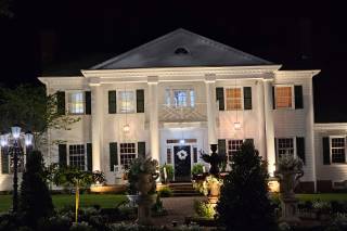 The Magnolia Mansion - 10