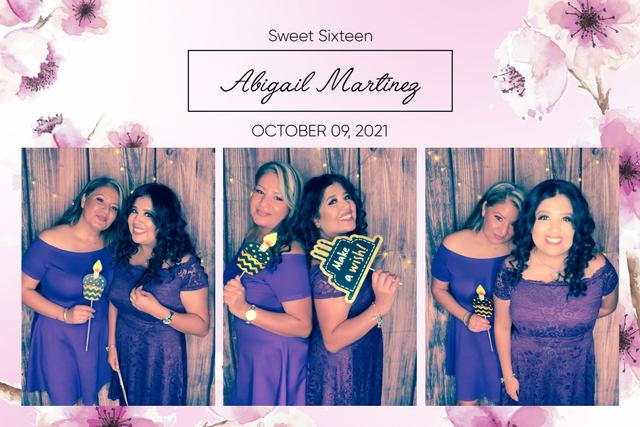 Vivid Pics Photo Booth - 3