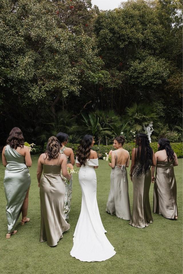 L’Mode Bridal Alterations Specialist - 1