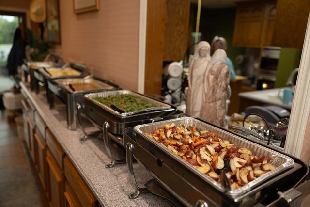 Hy-Vee Catering - 4
