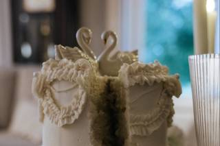 Frosted Swirl Cupcakes - 12