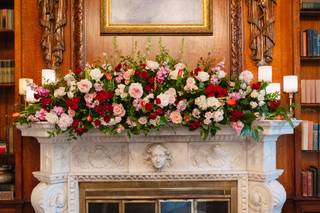 Artistic Blossoms Floral Design Studio - 7