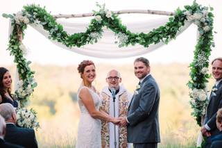 Contemporary and Traditional Catholic Weddings - 18