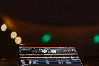 A Beautiful Sound DJ & Live Music - 9