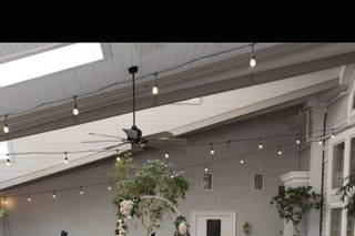 Mendenhall Inn - 7