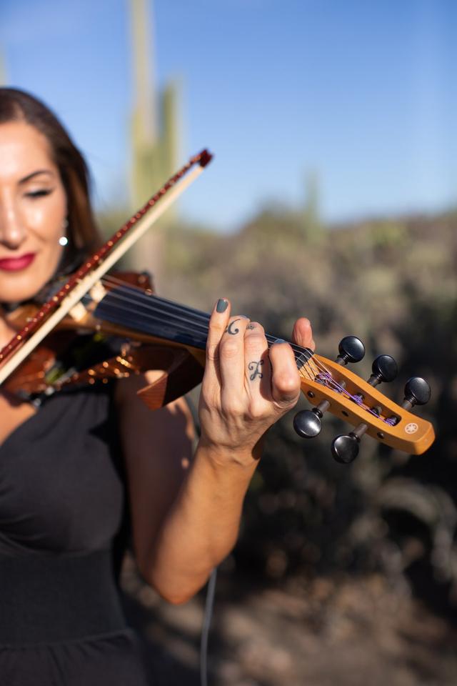 Selin Eskandarian Violinist - 4