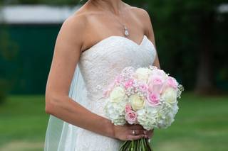 Amazing Occasions Beauty Studio - 11