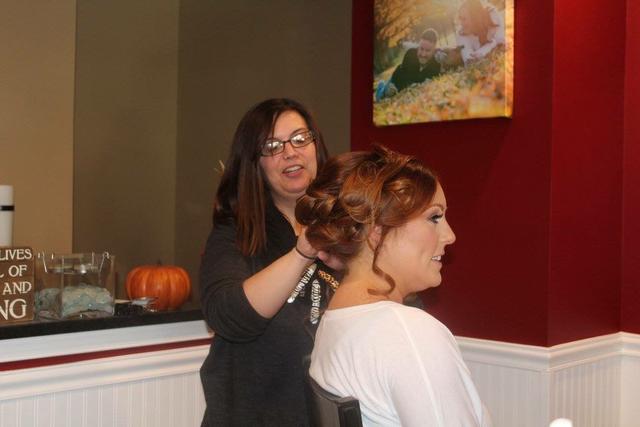 Parkwood Hairstyling Salon & Spa - 4
