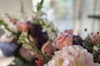 Blooms by the Box - 41