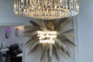 Flirt Lash Lounge & Day Spa - 7