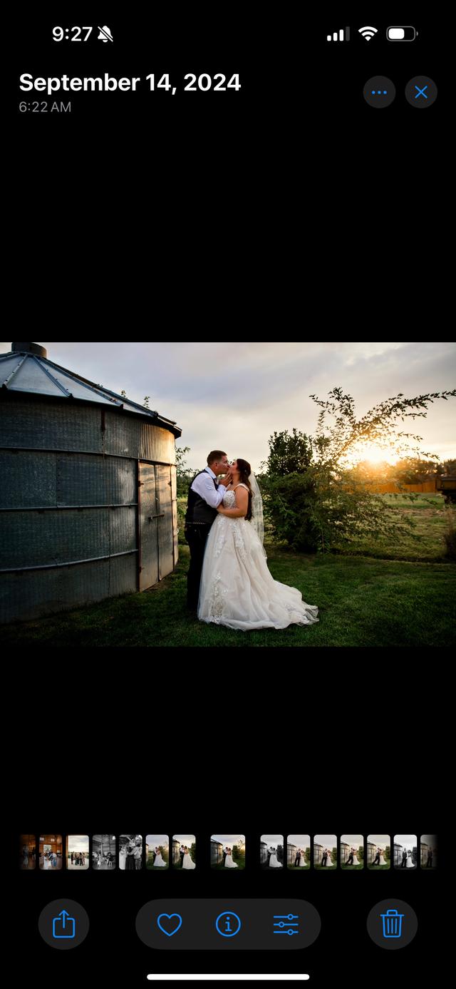 Lake Side Barn - 2