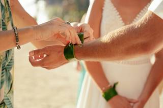 wedOtahiti | Destination Weddings + Unique Ceremonies | French Polynesia - 21
