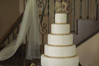 Susie's Cakes & Confections - 11