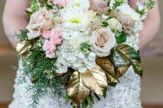 Nature's Best Floral & Boutique - 45