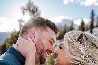 Rev. Kelly Robbins Wedding Officiant - 18