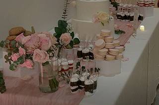 Sweet Moments Dessert Company - 16