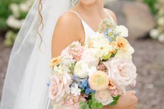 Leigh Raeder-All Things Beauty - 5