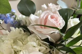 Fluttering Flowers - 20