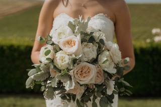 Sweet Petals Florist - 25