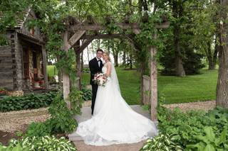 Little Log House Weddings - 16