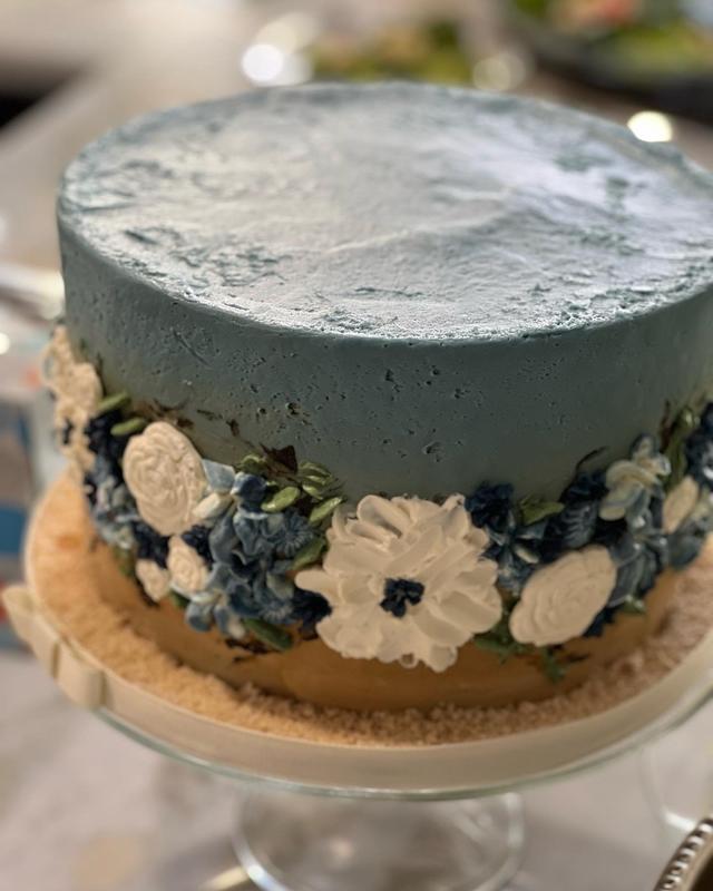 Emerald Coast Custom Cakes - 2