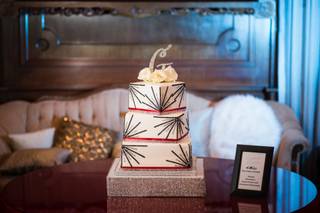 Holly's Cakes LLC - 28