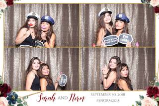 Big Hugs Photo Booth - 13