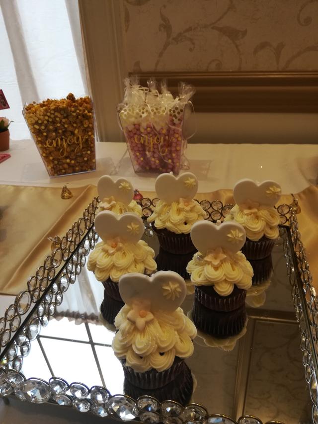 Eat Moore Cakes - 2