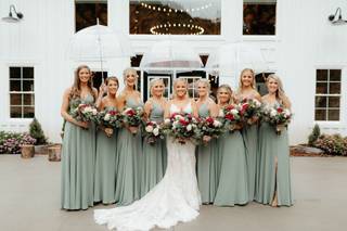 Sisters Floral Design Studio - 10