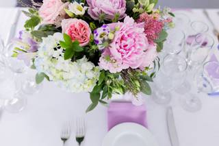 Fiddleheads Fine Flowers and Maine Gifts - 13