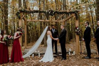 Farmhouse Floral Designs & Events - 84