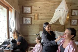 Nelly Makeup Studio - 29