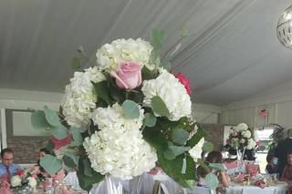 Always Beautiful Floral Design by Stella - 15