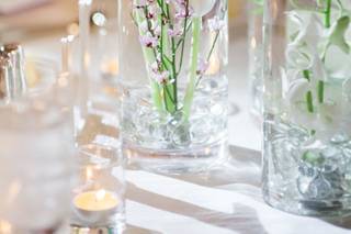 A Man and A Woman Floral Design - 63