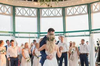 Bud and Alley’s Catering - 6
