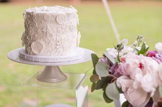 The Cupcake Shoppe Bakery - 14